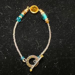 Gulten Dye swavorski crystal toggle bracelet. 7 inches. SPARKLES!!!